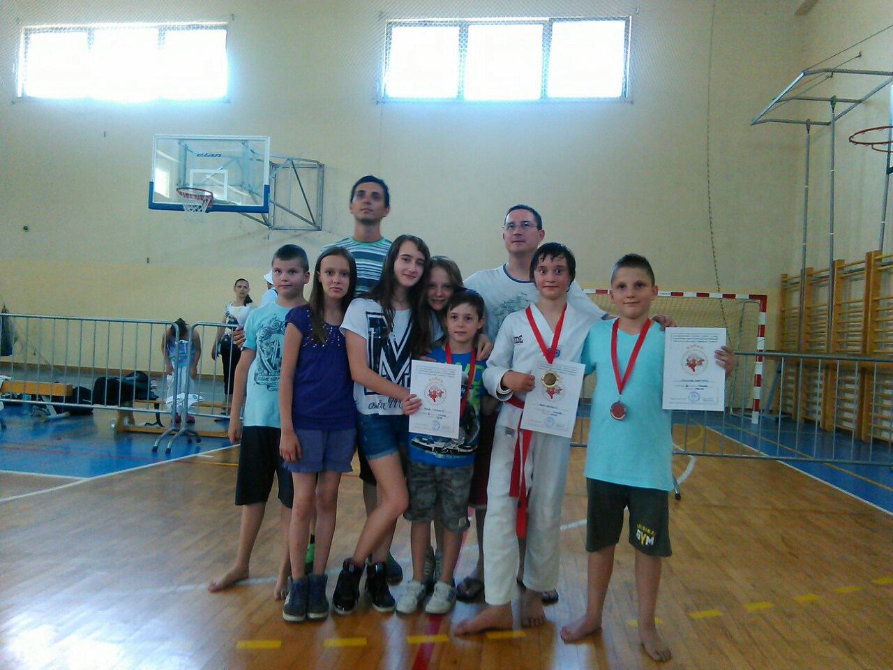 image-d0295ed2b079cc4e618262da8f784b1b18d50a50ef1690efd82854a5873573fa-V