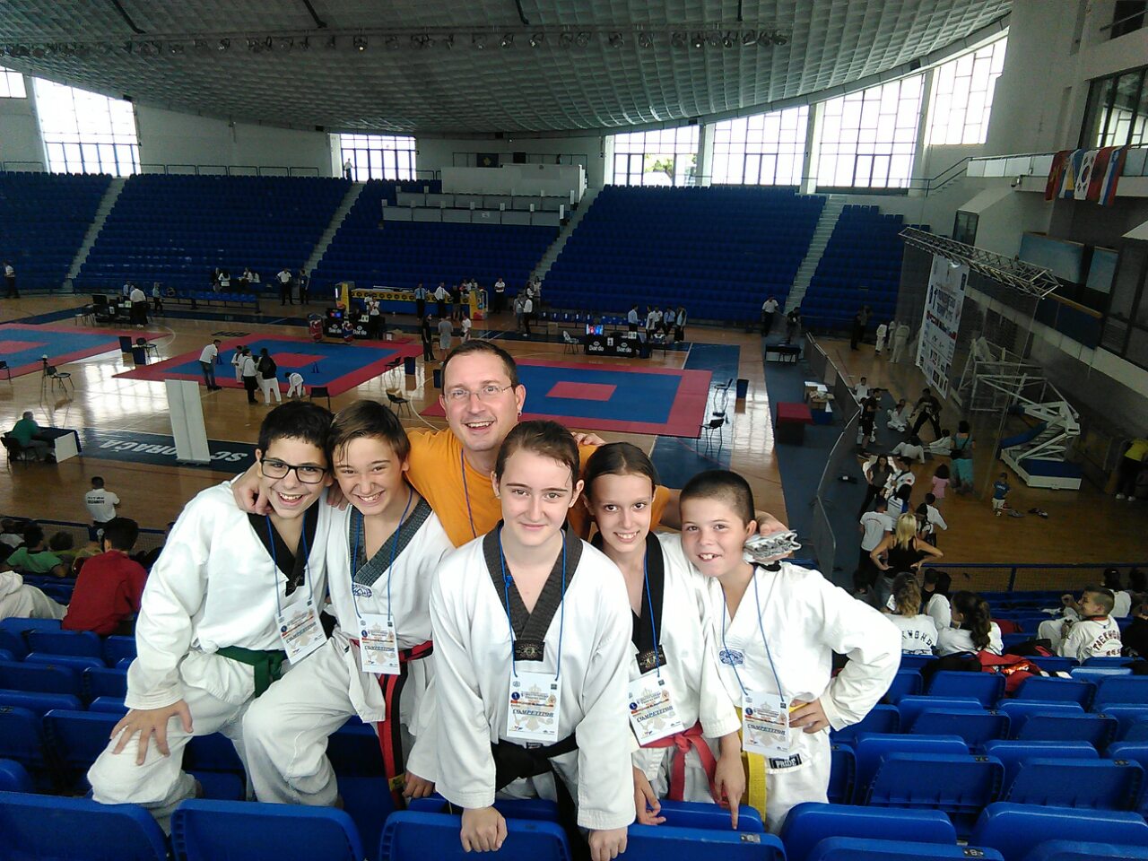 image-cb43db5f7ef9bc7a8c112656ec32f35a429b392f40a0f4b0b7892fc6912d2ec1-V