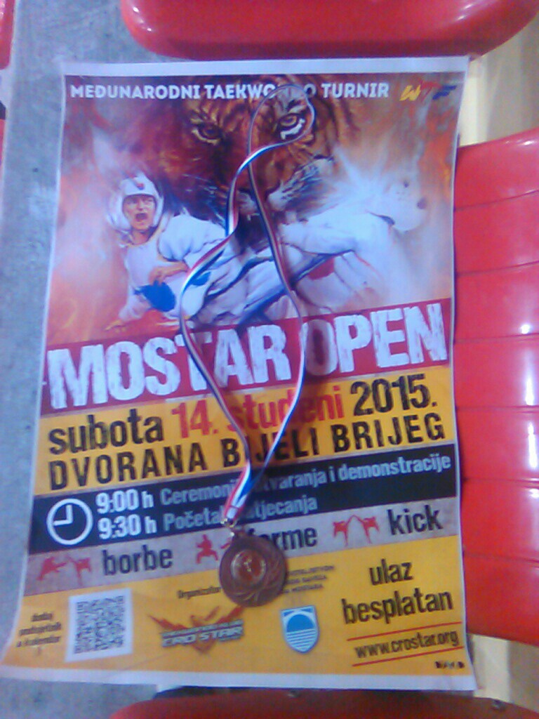 image-e3ea64951b51f37e1b6ffc34a72e0b5dafe54eddf29c94d920e058989fd822fa-V